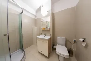 Central Apartment with Underground Parking - Image 3