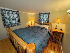 Blue Lake Cottage - Pet Friendly Rental - Image 5