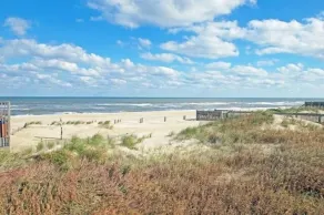 SEMI-OCEANFRONT con 4 camere da letto, accesso diretto alla spiaggia e suggestive viste sull'oceano - Image 3
