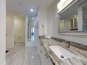 Luxury Condo in Perdido Key with Breathtaking Views, Resort Amenities - Image 3