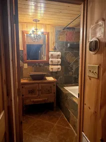 Colorado Dream Vacation!5 min to Lake House!Next to nothing,close to everything! - Image 4