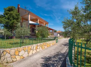 Voll ausgestattete wunderschöne Villa mit privatem Pool und Grill | Wasserblick | Haustierfreundlich - Image 4