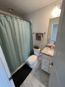Beautiful New Townhome with Mountain Views. Close to downtown! - Image 4