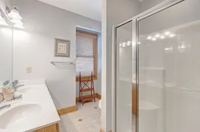 Cliffsider - In der Nähe von High Country-Attraktionen. Das Hotel liegt in Gated Resort in Echota, auf der anderen Straßenseite vom Pool, vom Whirlpool und vom Fitnesscenter. 10% Last-Minute-Rabatt verfügbar - Image 5