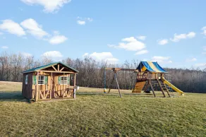 Gorgeous, remote lodge on 100+ acres, 15 min from downtown Indiana - Image 2