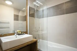 Wifi, swimming pool, hammam, terrace, balcony, tv, ski locker, 33-38m², Arêches-Beaufort - Image 2
