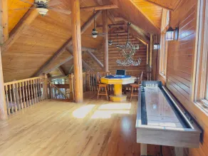 Aloha Ranch 10,000 sq/ft, 40 acres, game room, theater, fishing pond, and more! - Image 2