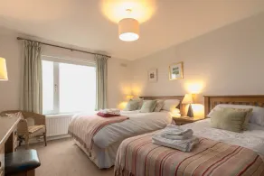 Beachview Holiday Flat 2 - Image 4