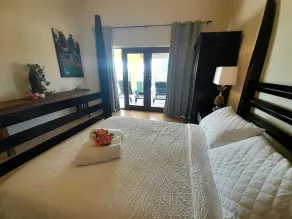 Elegant Villa with stunning view - rooftop deck and private pool - 3 bed 3 bath - Image 5