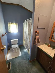 Camp Not Found - 3 Queen Bedrooms by the lake - Image 2