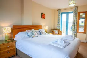 The perfect place to relax with family or friends! - Image 3