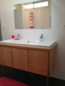 4 **** ALLE KOMFORT- MODERNE - Strande og butikker til fods - Trebeurden - Image 3