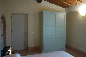 Elegante Casa di Campagna con Torretta e Piscina - Image 5