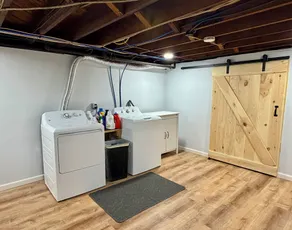 Summer in Troy: Beautiful 3BR House with Large Yard, Steps from RPI Campus - Image 2