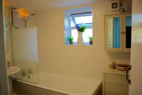 Romantic* Castle on the Hill Cottage *Framlingham - Image 3
