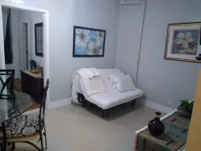 Spacious 1-bedroom retreat in Harlem - Image 4