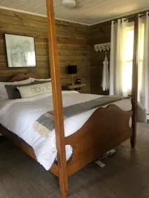 Rose’ Retreat - Image 3
