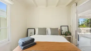 THE Moorings by Palm Beach Holiday Rentals - Image 4