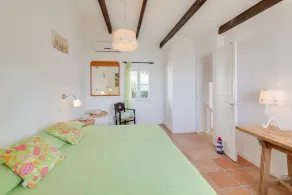 Chateau Mahe - Image 4