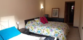 Modernized colonial villa - Image 3