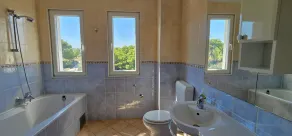 Duplex Top Floor Apartment with Stunning Sea Views, in Quiet Area, 200m to beach - Image 2
