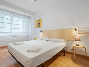 AT072 Beachfront apartment - Image 3