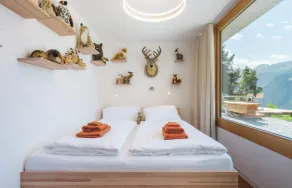 Exclusive architectural chalet at 1,600 metres, 4-6 pers. in impressive location - Image 5