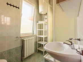 Beautiful apartment for 4 guests with WIFI, pool, A/C, TV, terrace and pets allowed - Image 2