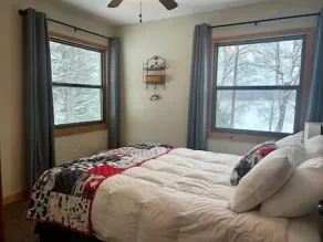 MASTERS RETREAT in der Nähe von Pictured Rocks - All-Seasons-Kabine! Schlafmöglichkeiten für 6 Haustiere! - Image 4