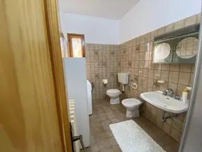 Cozy apartment with garden, pets allowed - Image 2