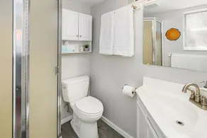 Forest Apartment - Free Parking - Fast WIFI - AC - Image 2