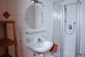 55m² stor lejlighed med terrasse og haven og separat indgang - Image 2