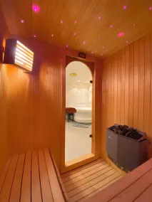 Spectacular Norwegian Fjord with unbeatable view, sauna and hot tub - Image 2