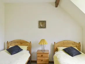 2 bedroom accommodation in Shipbourne, near Sevenoaks - Image 3