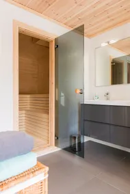 Luksus sommerhus midt i naturen og direkte ved Vravatn - Image 2