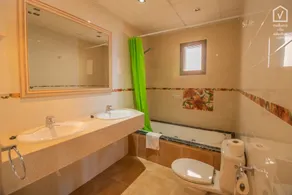 CAMOMILA Villa per 12 con piscina a Cala Mesquida - Image 4