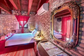 Crimson Villa - Deux Chambres Villa, Couchages 4 - Image 4