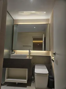 The Gleam Hotel - Image 5