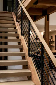 Stunning modern luxury in the Cascade Mountains - Image 2