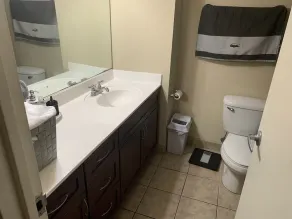 Spacious clean full apartment 20 min from downtown chicago - Image 5