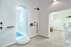 160 m2 Villa with Private pool & Sea View - Image 2