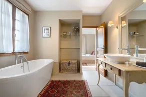 La Maison – Spacious Country Home with Pool and Lush Garden - Image 2