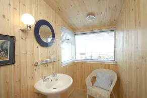 Beach Retreat - the perfect seaside escape. - Image 3