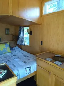 \"Heiwana\" tiny home on 11 acre park-like farm - Image 4