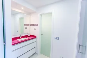 Moderno appartamento di design con ampia terrazza e vista mare! - Image 2