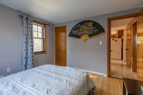 Cozy Cape Close to Farmington, Plainville & Downtown New Britain - Image 5