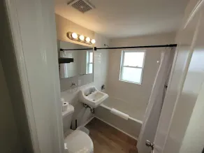 Davenport Dwellings-Three Bedroom - Image 3