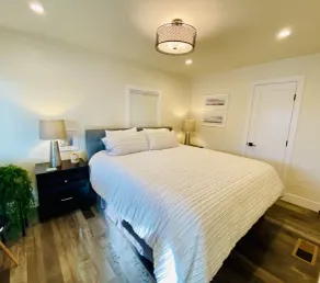 Rabatterade priser !! Modern Mid Century Cottage - Image 4