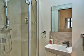 Anchor View Apartment, sleeps 6 - Image 2