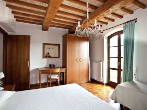 Villa in Cannara with Pool near Assisi - Image 5